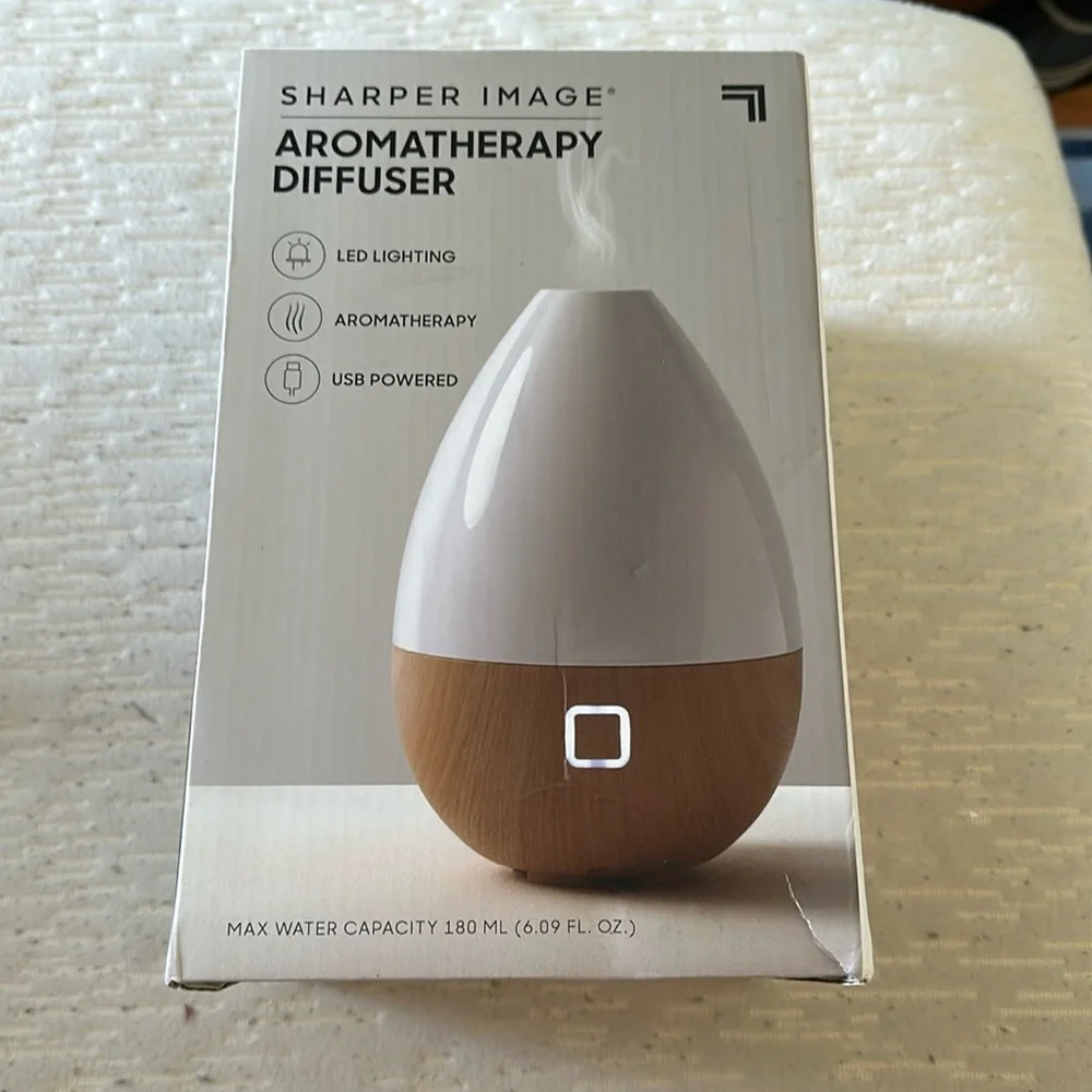 Aromatherapy Diffuser - Picture 1 of 3